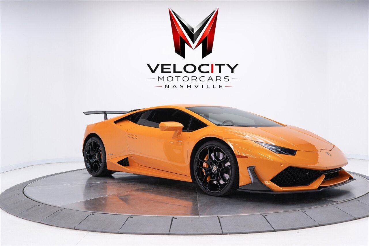 Used 2017 Lamborghini Huracan LP 610-4 AWD/4WD image 4