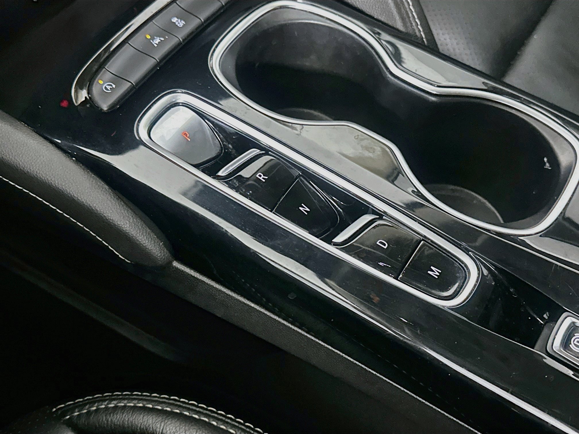 Used 2021 Buick Envision Preferred w/ Sport Touring Package FWD image 25