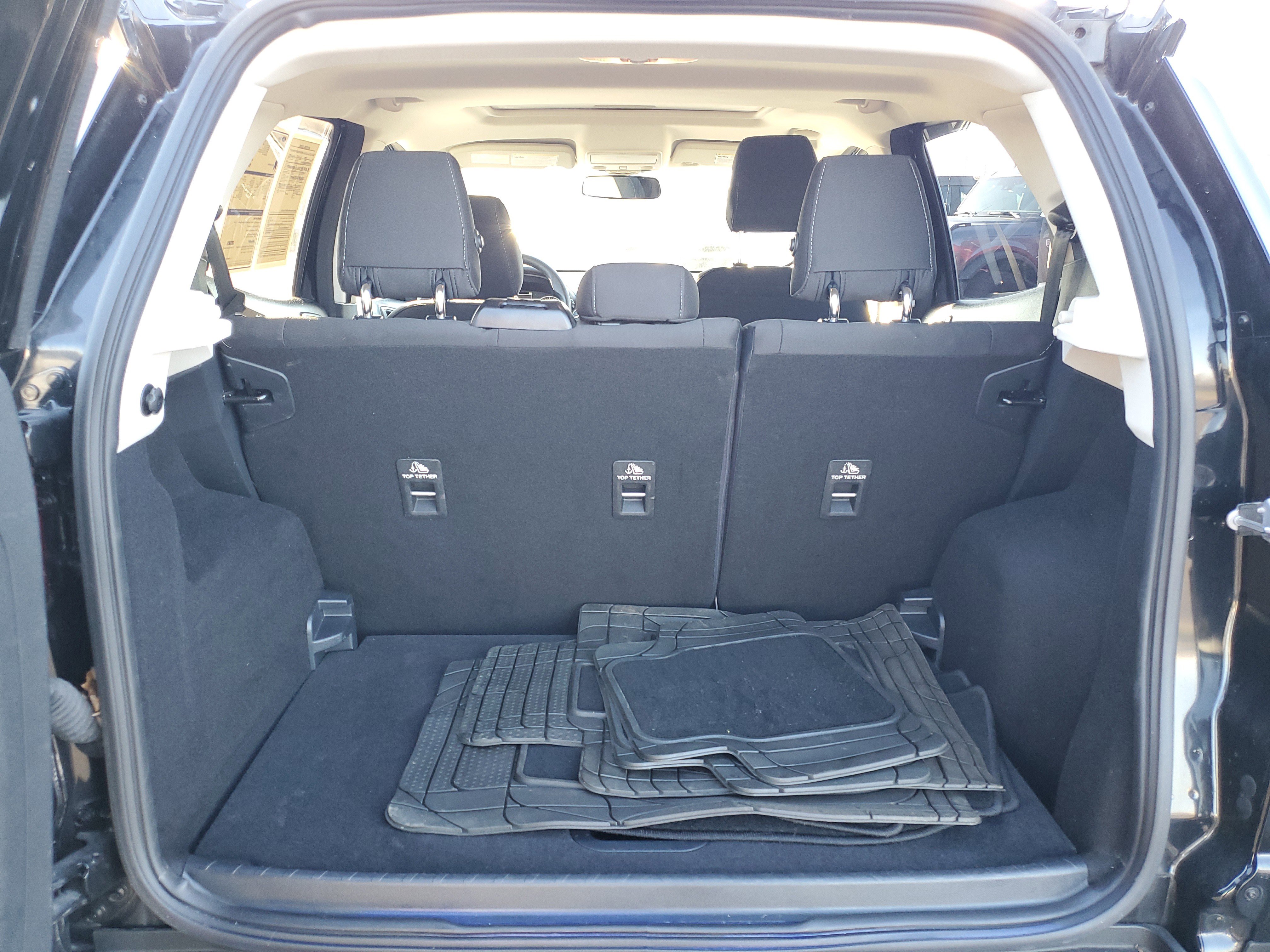 Used 2022 Ford EcoSport SE w/ SE Convenience Package image 9