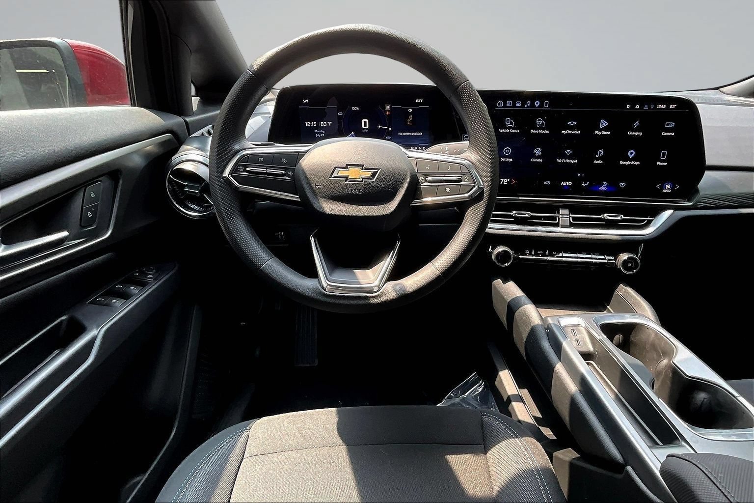 Used 2026 Chevrolet Equinox EV LT FWD image 8