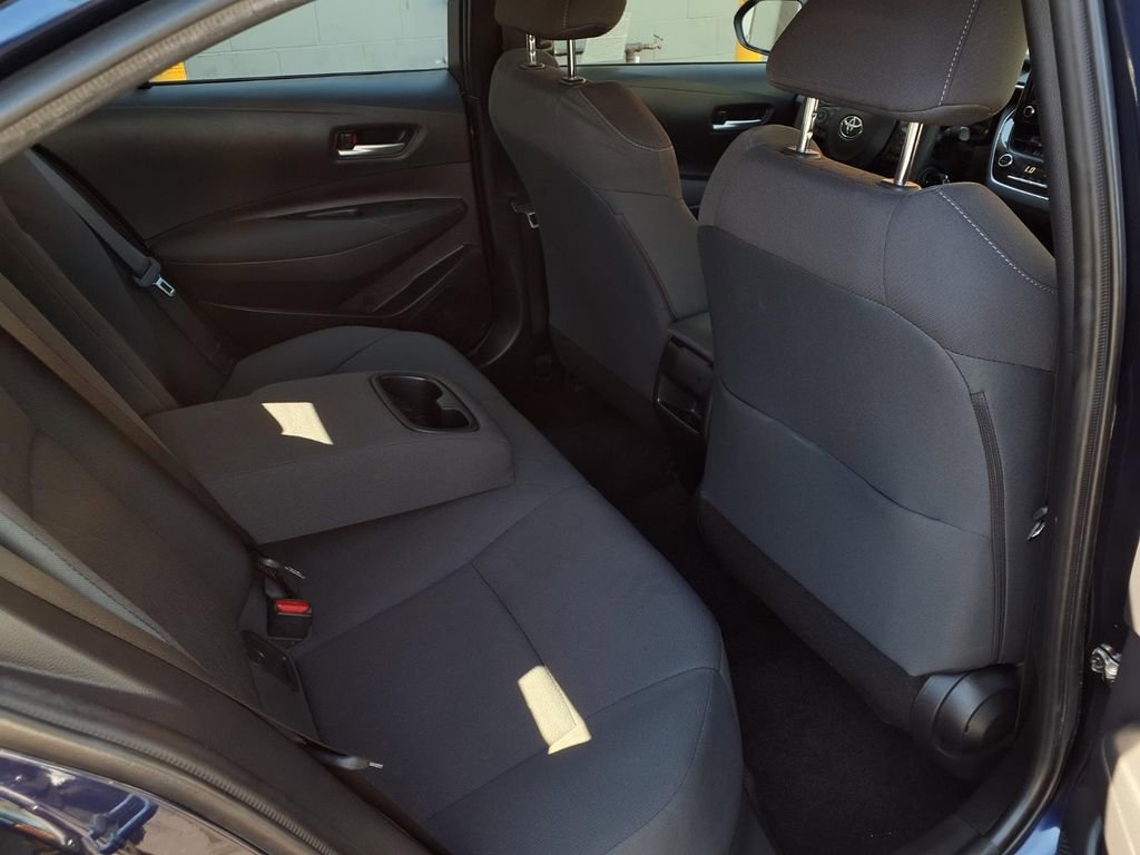 Used 2020 Toyota Corolla LE w/ Carpet Mat Package (TMS) image 20