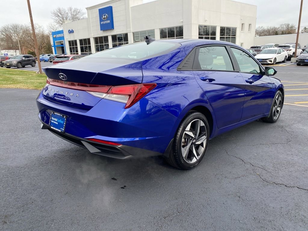 Certified 2023 Hyundai Elantra SEL w/ Convenience Package image 4