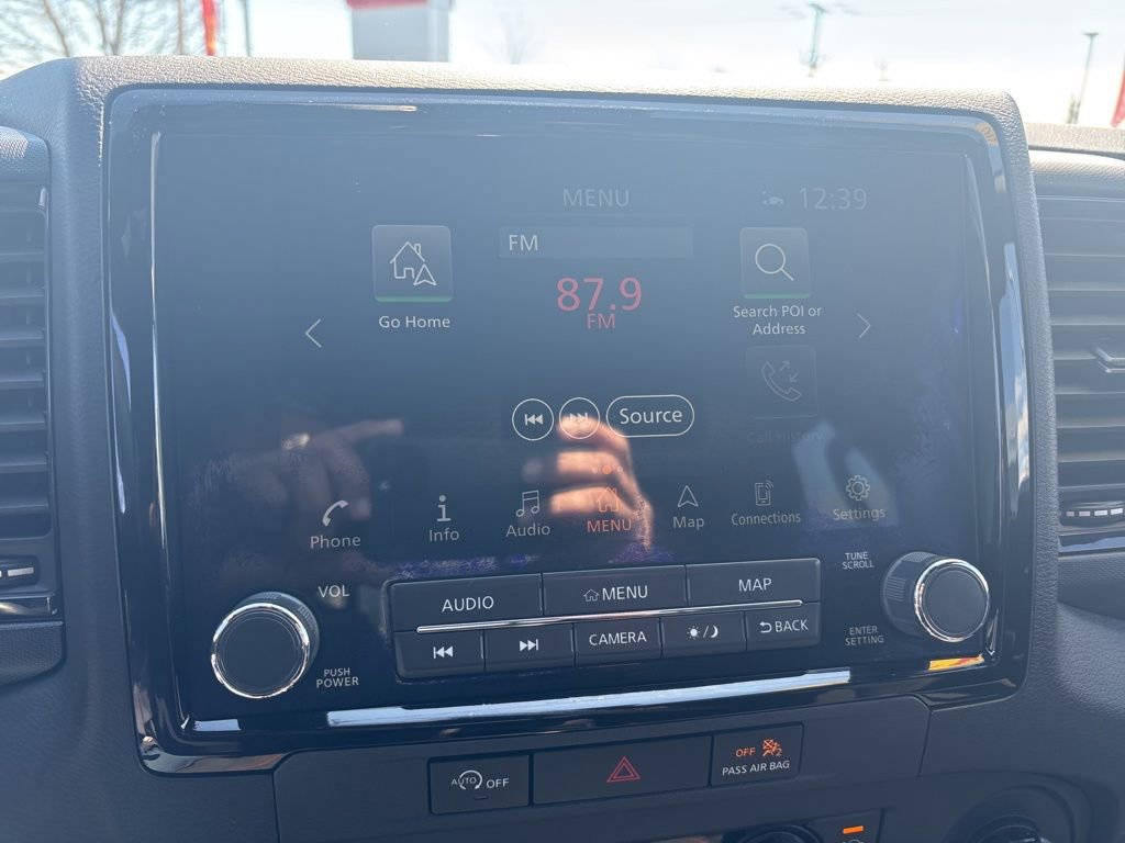 Used 2023 Nissan Frontier PRO-4X w/ Pro Convenience Package AWD/4WD image 16