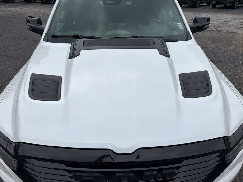 Used 2026 RAM 1500 Laramie w/ Night Edition AWD/4WD image 15