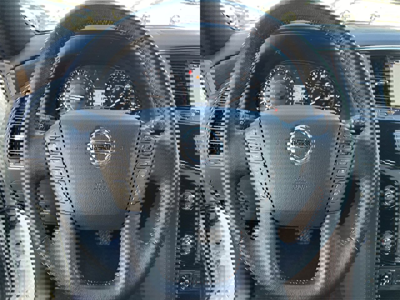 Certified 2020 Nissan Armada Platinum w/ Platinum Reserve Package image 10