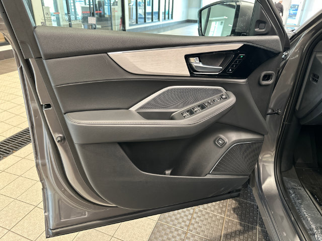 Certified 2026 Acura MDX SH-AWD image 11