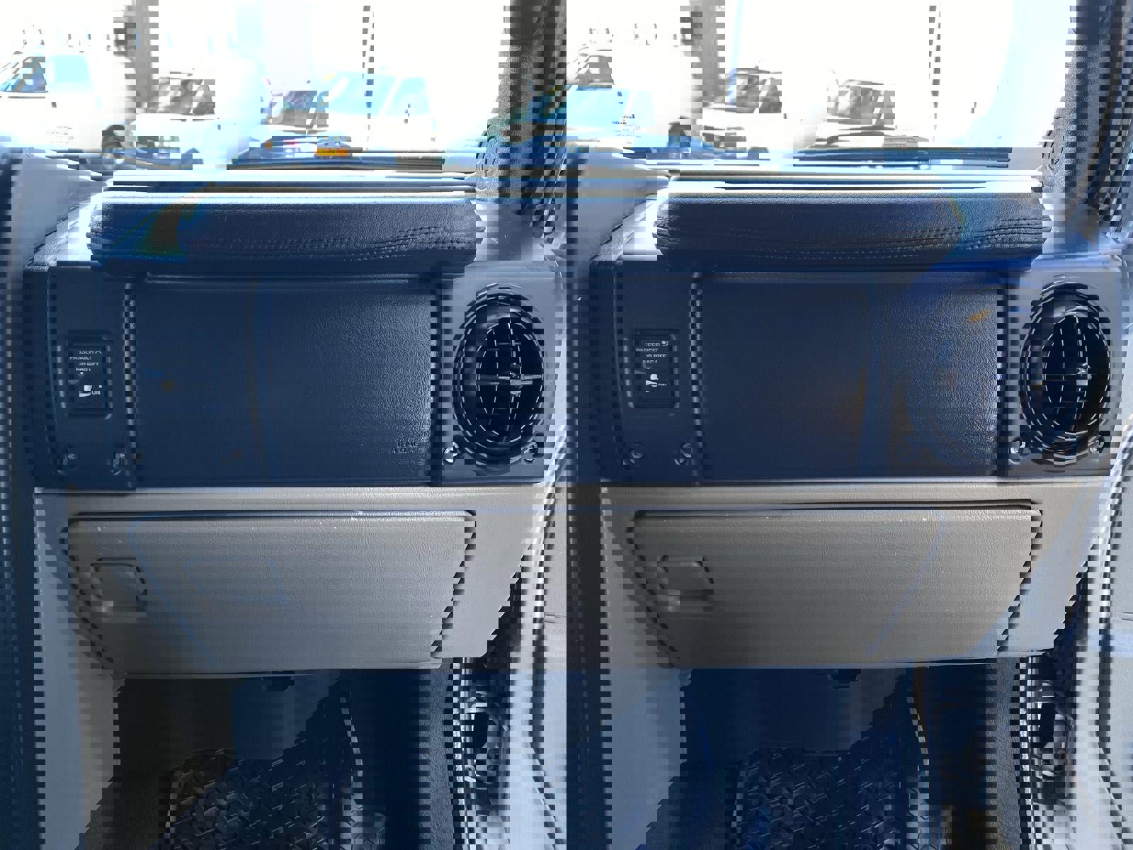 Used 2005 HUMMER H2 SUV w/ Preferred Equipment Group image 70