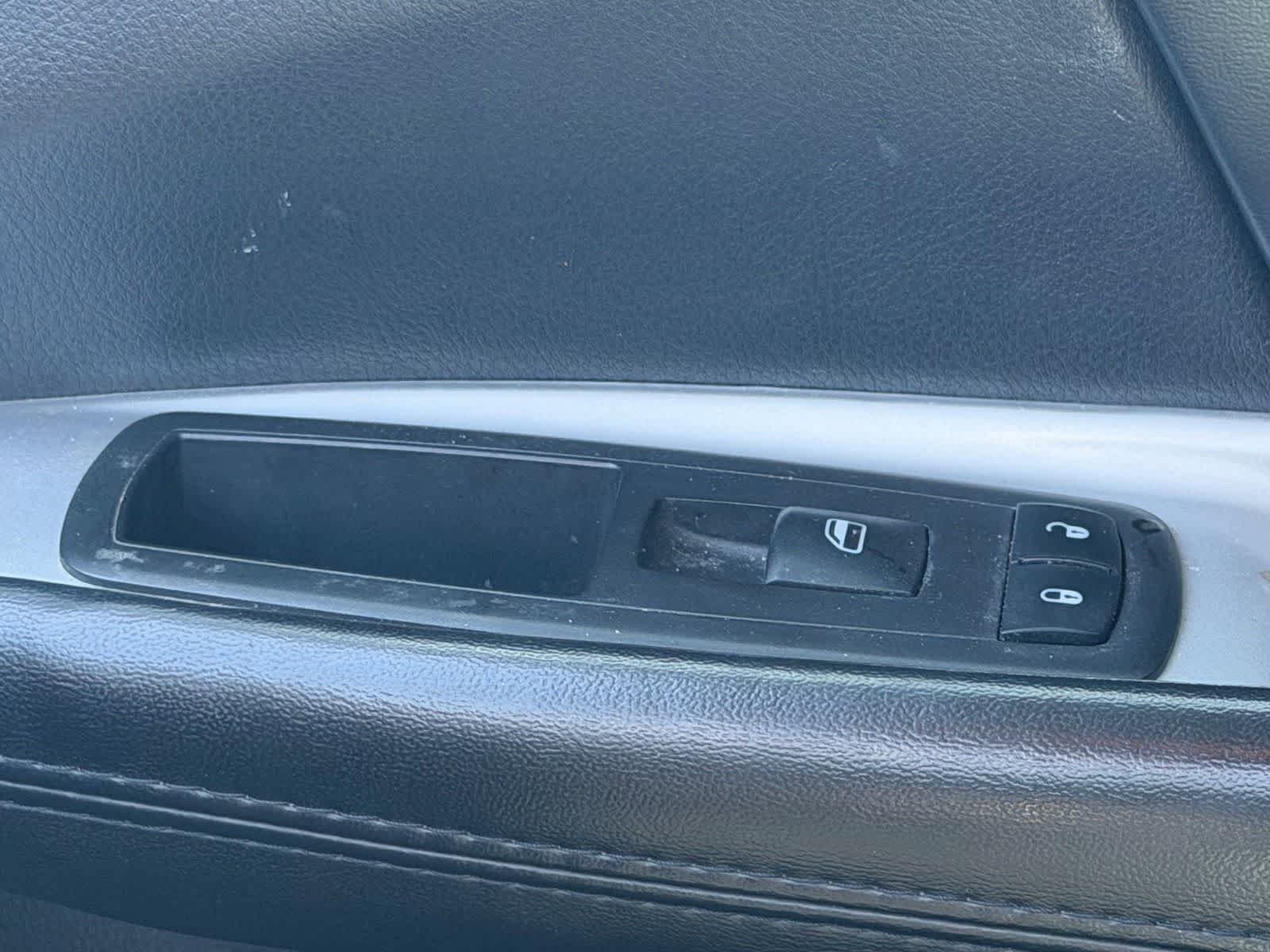 Used 2019 Dodge Journey SE w/ Connectivity Group image 18