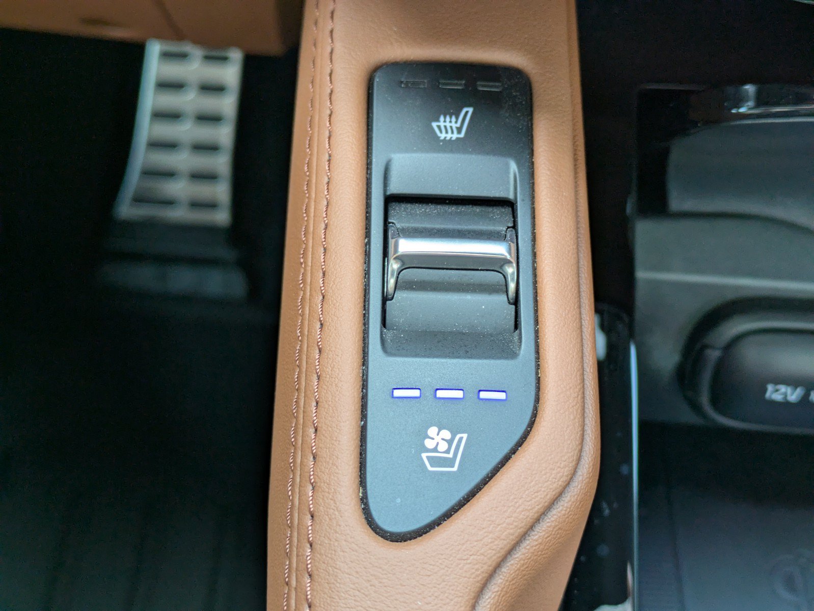 Certified 2025 Kia Telluride SX X-Line AWD/4WD image 28