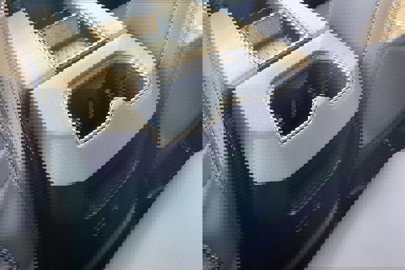 Used 2022 Toyota Tundra Limited image 40