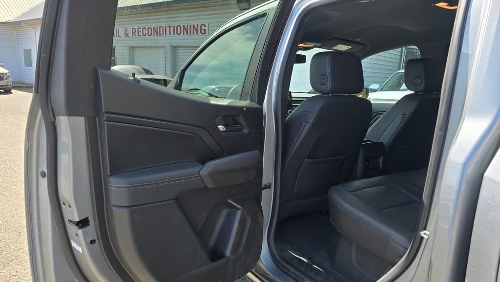 Used 2023 GMC Canyon Elevation w/ Elevation Premium Package image 50