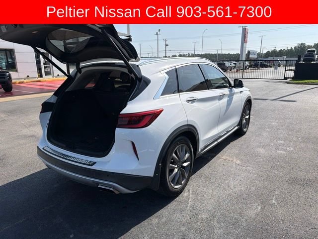 Used 2019 INFINITI QX50 Essential w/ Premium Heat Package FWD image 2
