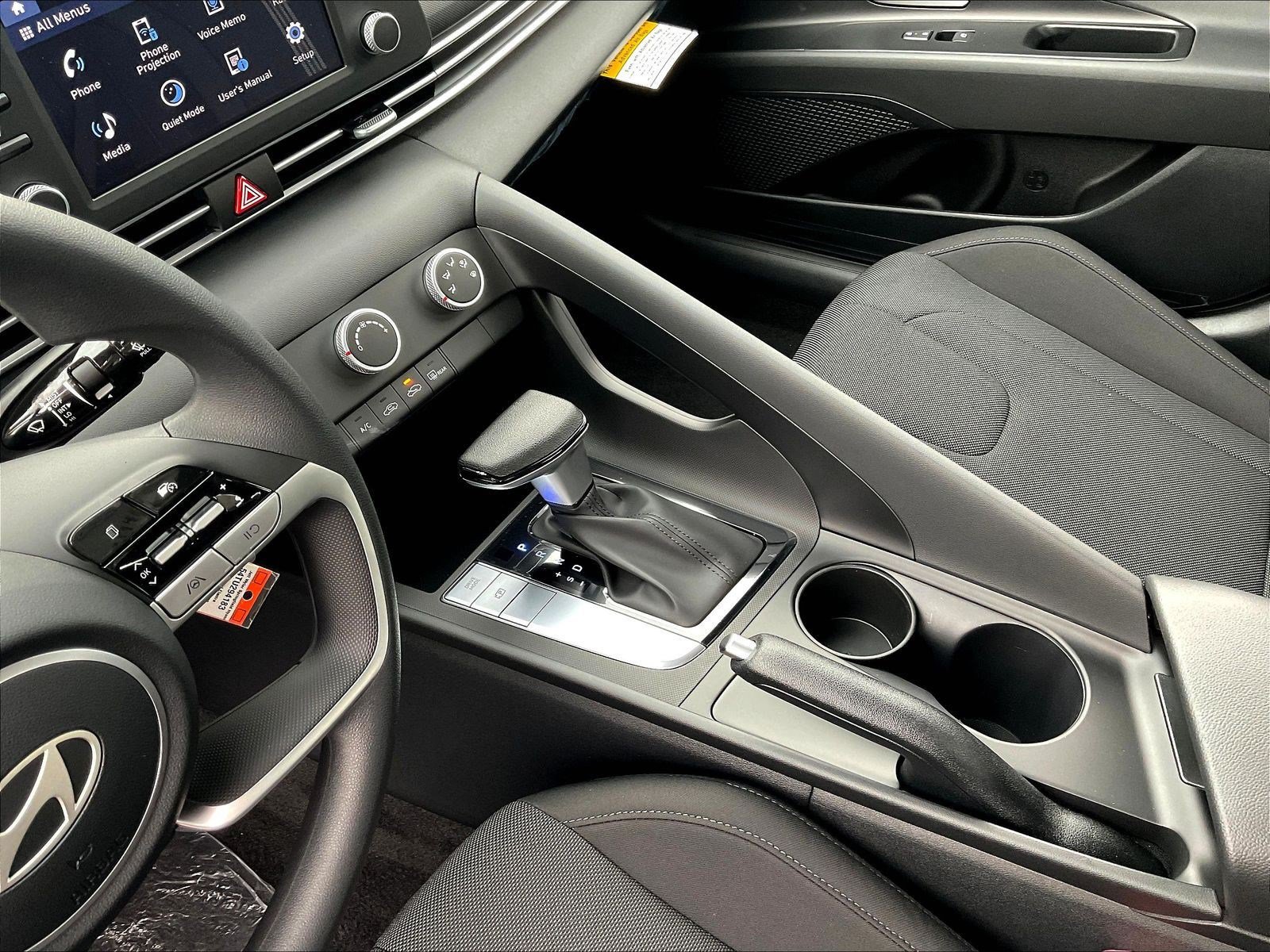 New 2026 Hyundai Elantra SE FWD image 12