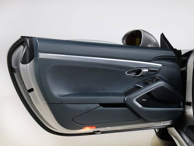 Certified 2017 Porsche 911 Targa 4S image 28