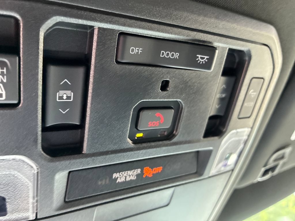 New 2026 Toyota Tundra Platinum AWD/4WD image 39