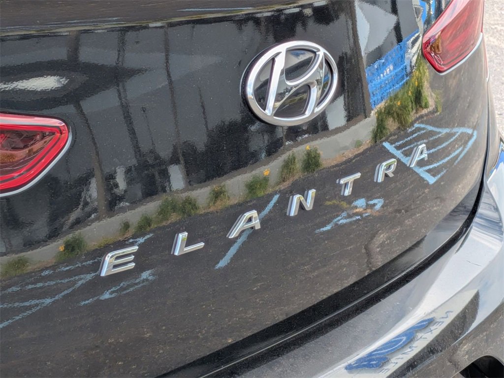 Used 2019 Hyundai Elantra SEL w/ Cargo Package image 10