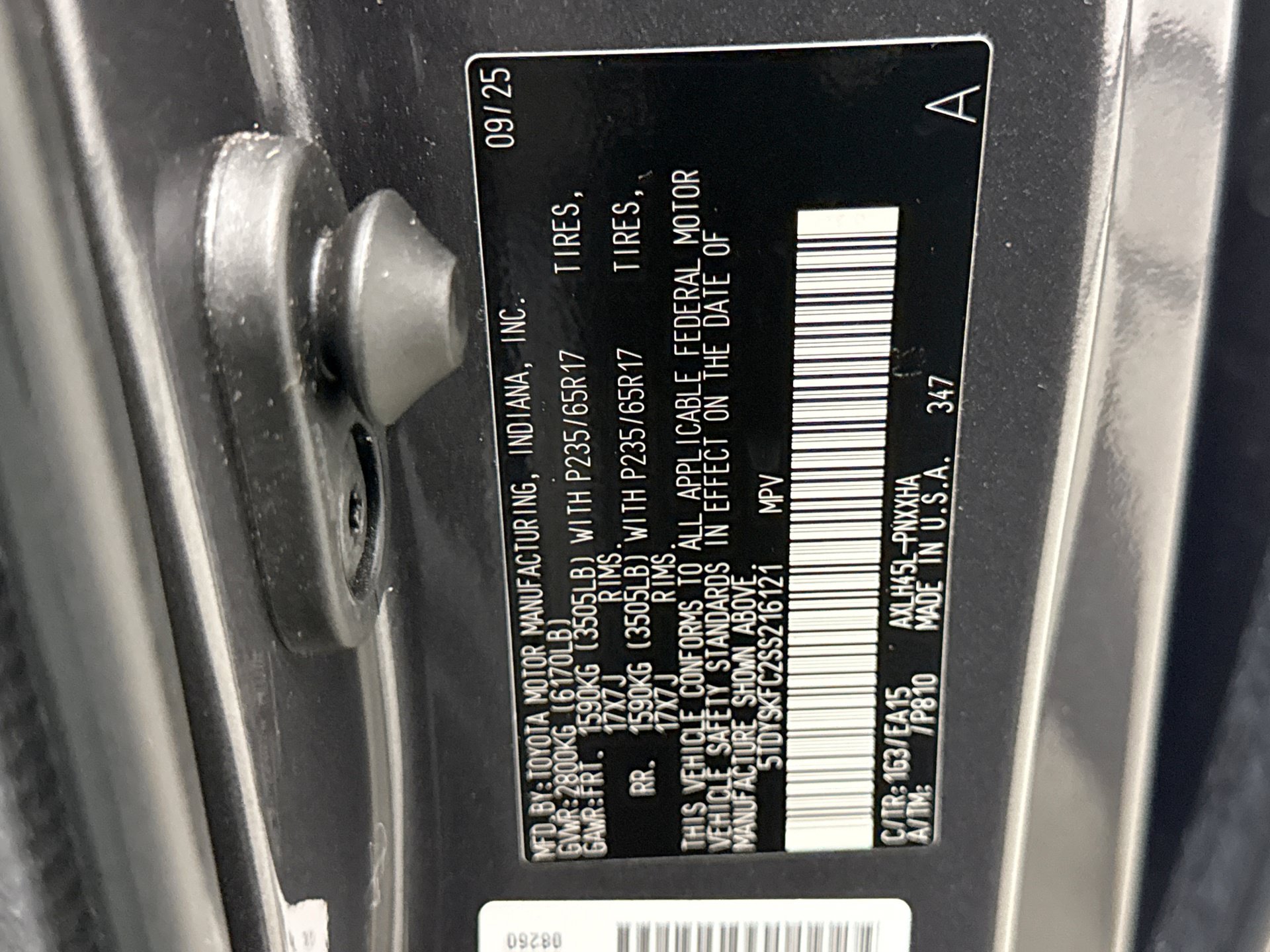 Used 2025 Toyota Sienna XLE AWD/4WD image 27
