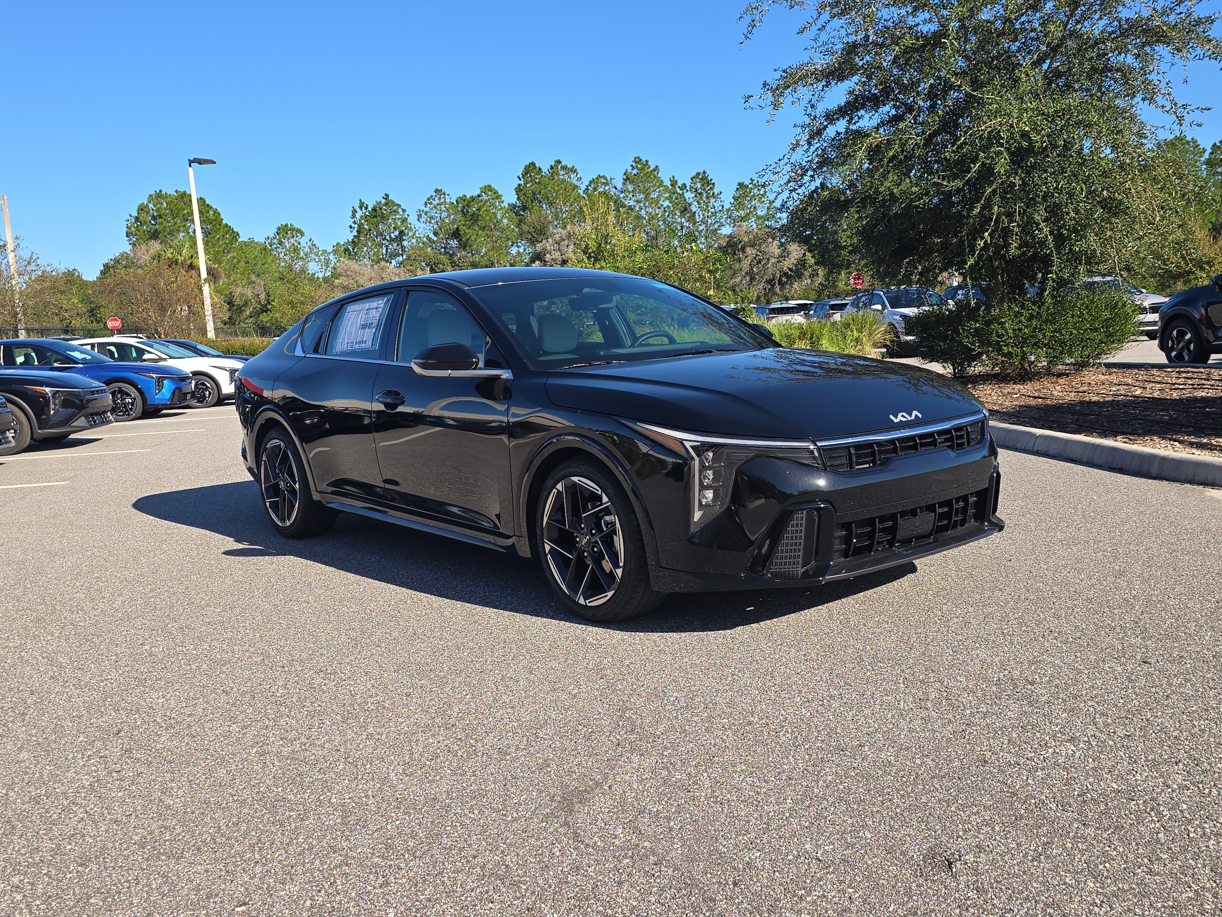 New 2027 Kia K4 GT-Line FWD image 2