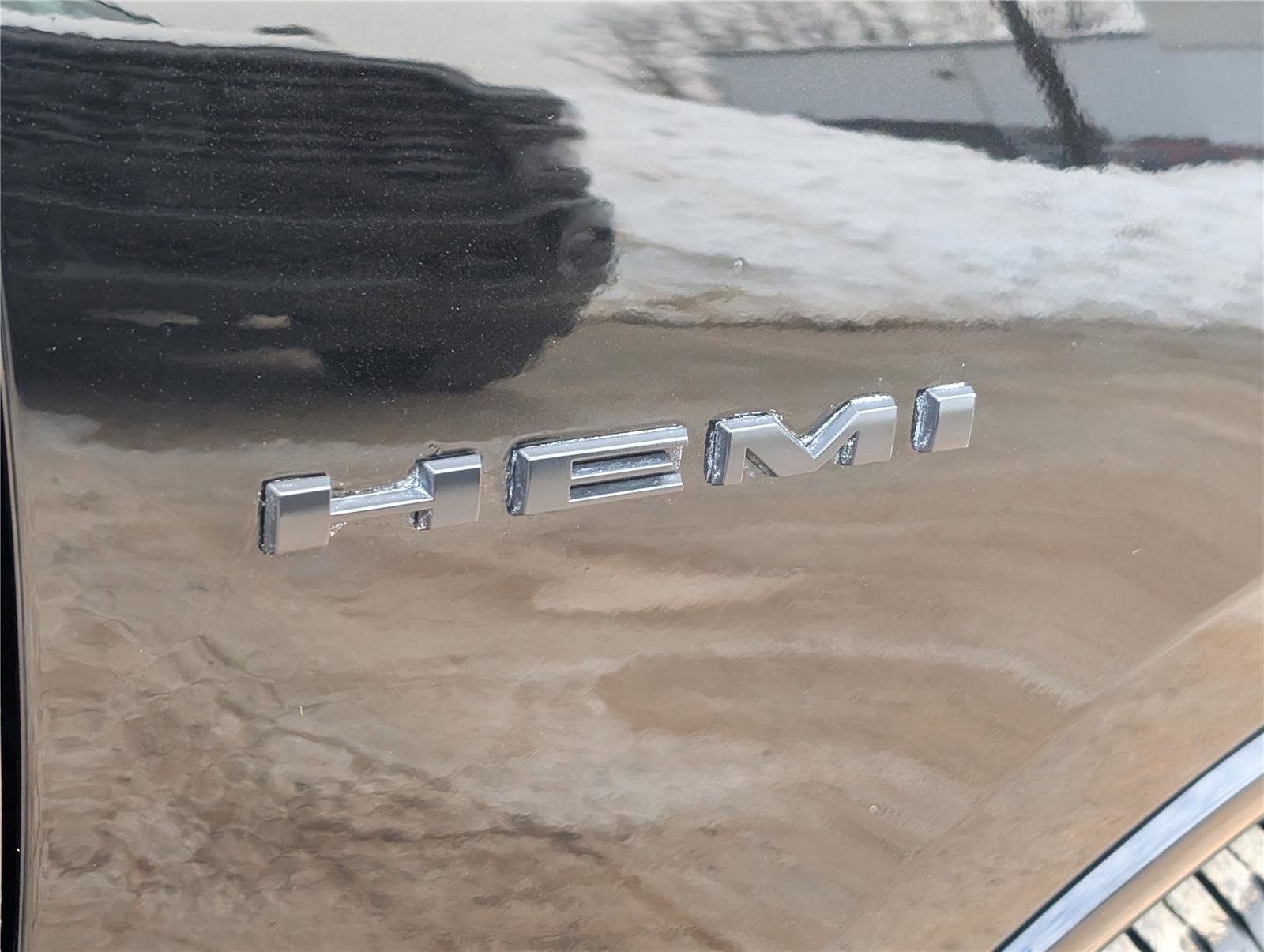 Used 2023 Dodge Durango R/T w/ Blacktop Package image 10