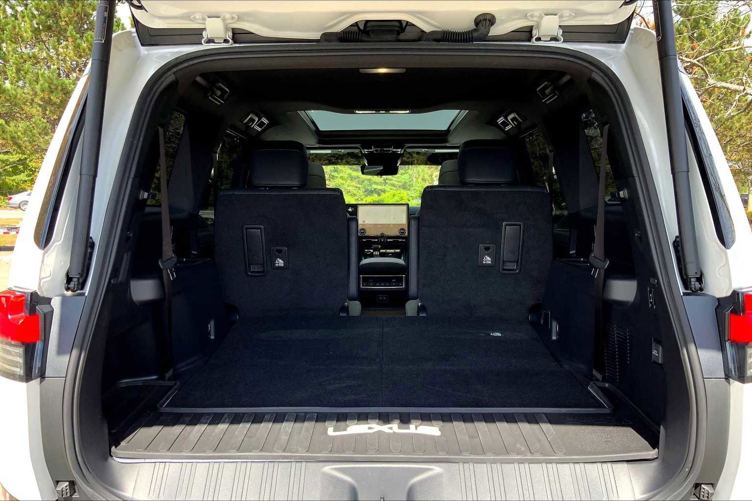 Used 2025 Lexus GX 550 image 33