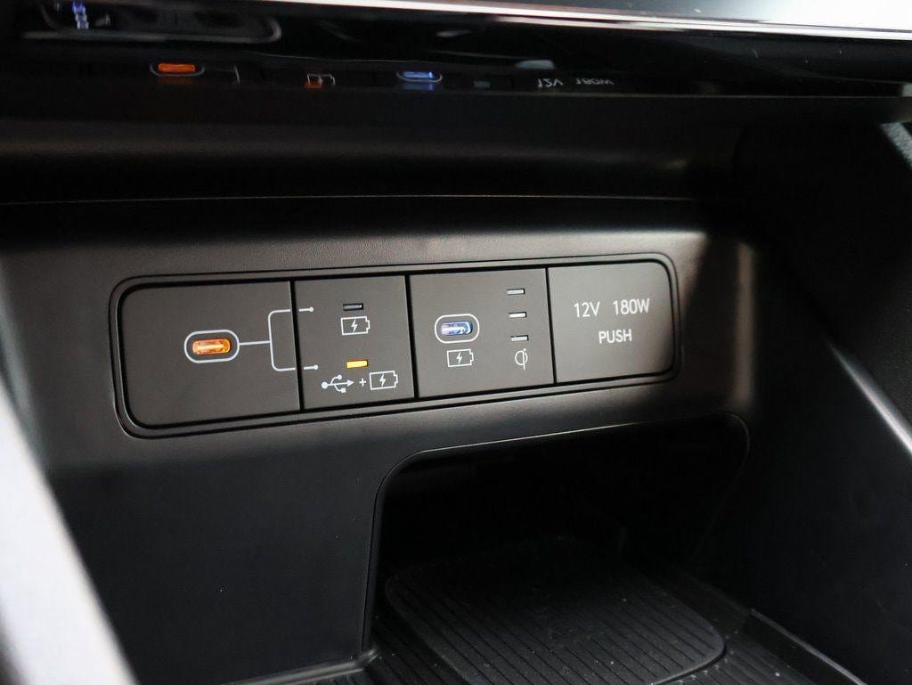 New 2026 Hyundai Santa Cruz Limited AWD/4WD image 39