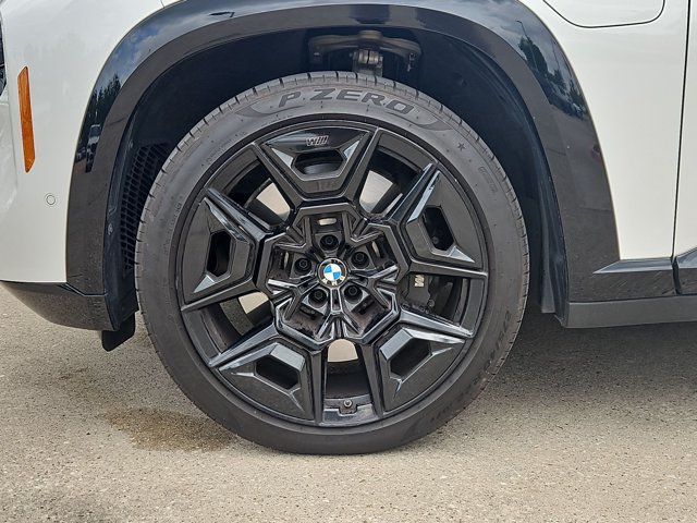 Used 2025 BMW XM w/ M Driver's Package AWD/4WD image 22