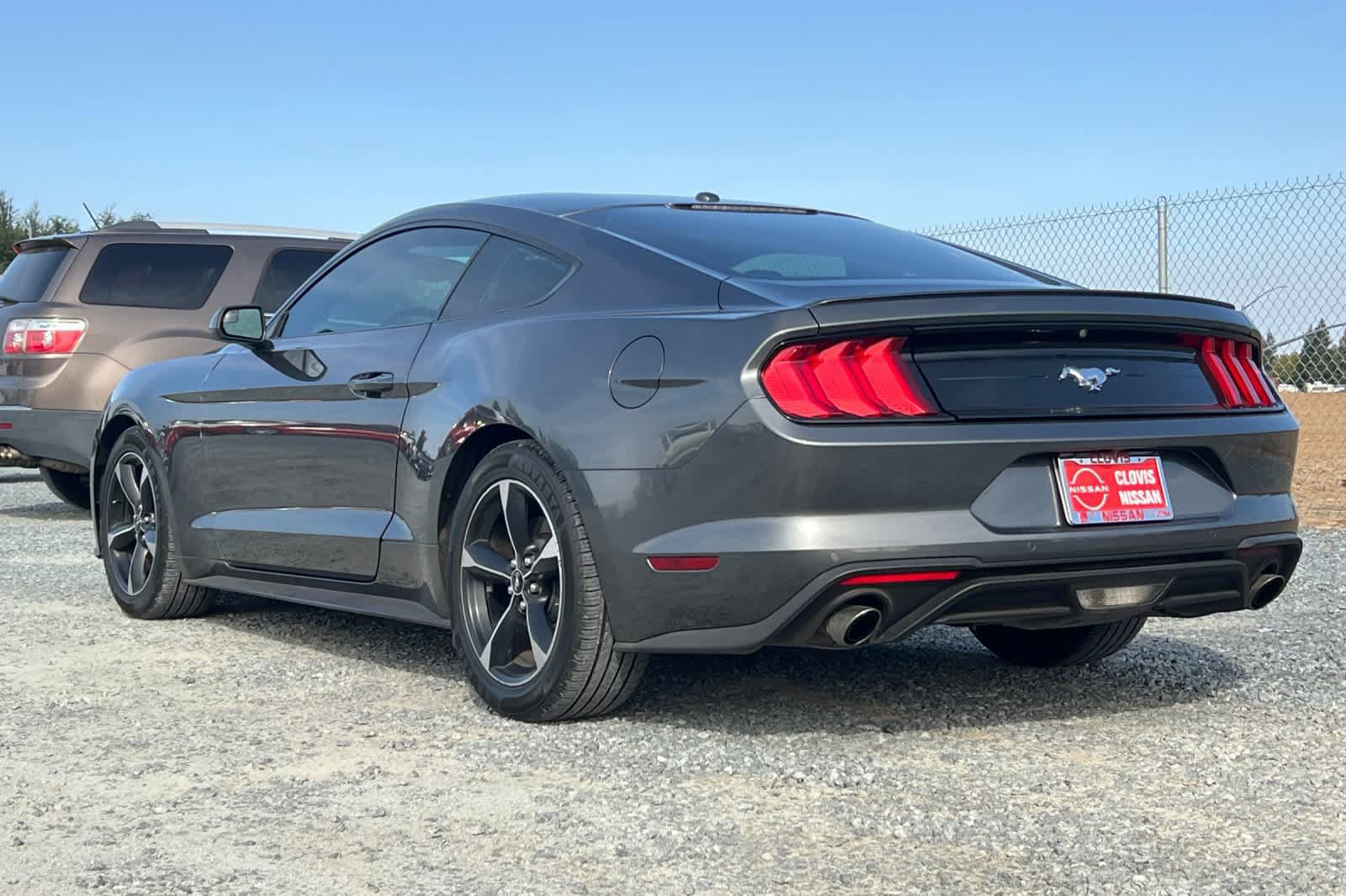 Used 2018 Ford Mustang Coupe w/ Equipment Group 101A RWD image 5