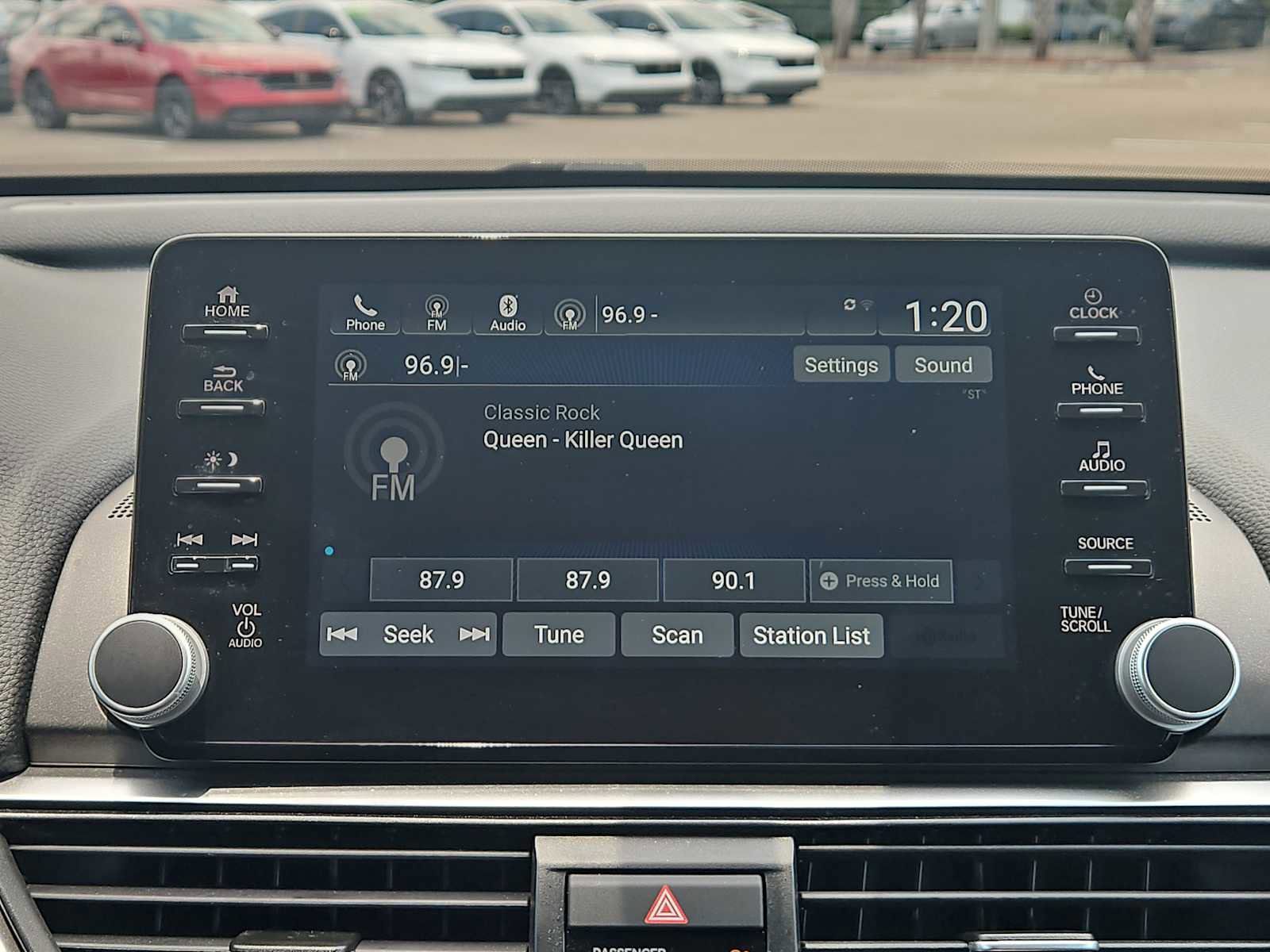 Certified 2020 Honda Accord EX image 12