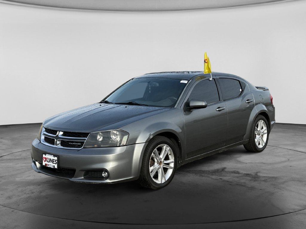 Used 2012 Dodge Avenger SXT Plus FWD image 4