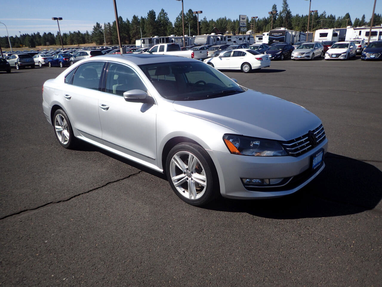 Used 2013 Volkswagen Passat TDI SE image 7