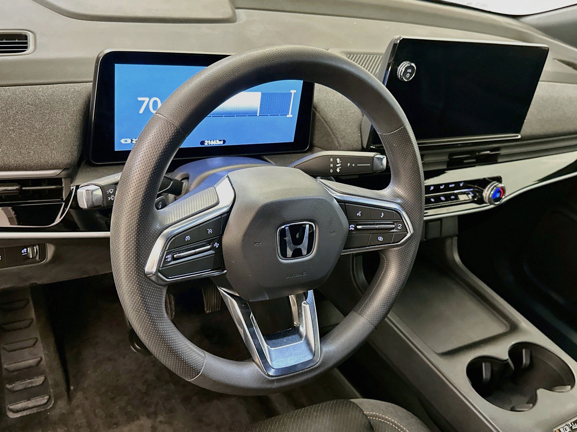 Used 2024 Honda Prologue EX image 18