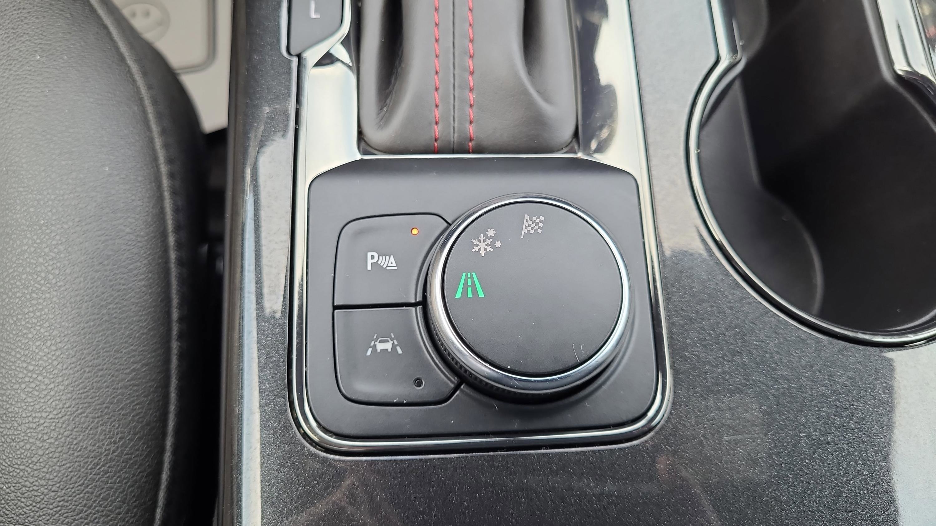 Used 2025 Chevrolet Blazer RS w/ LPO, Floor Liner Package FWD image 25