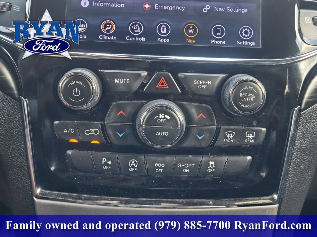 Used 2020 Jeep Grand Cherokee Altitude RWD image 13