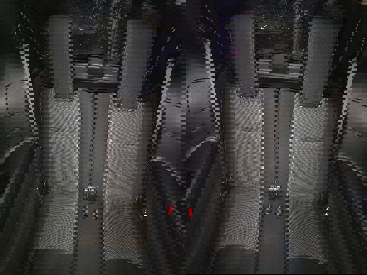 Used 2019 Nissan Pathfinder SV image 17