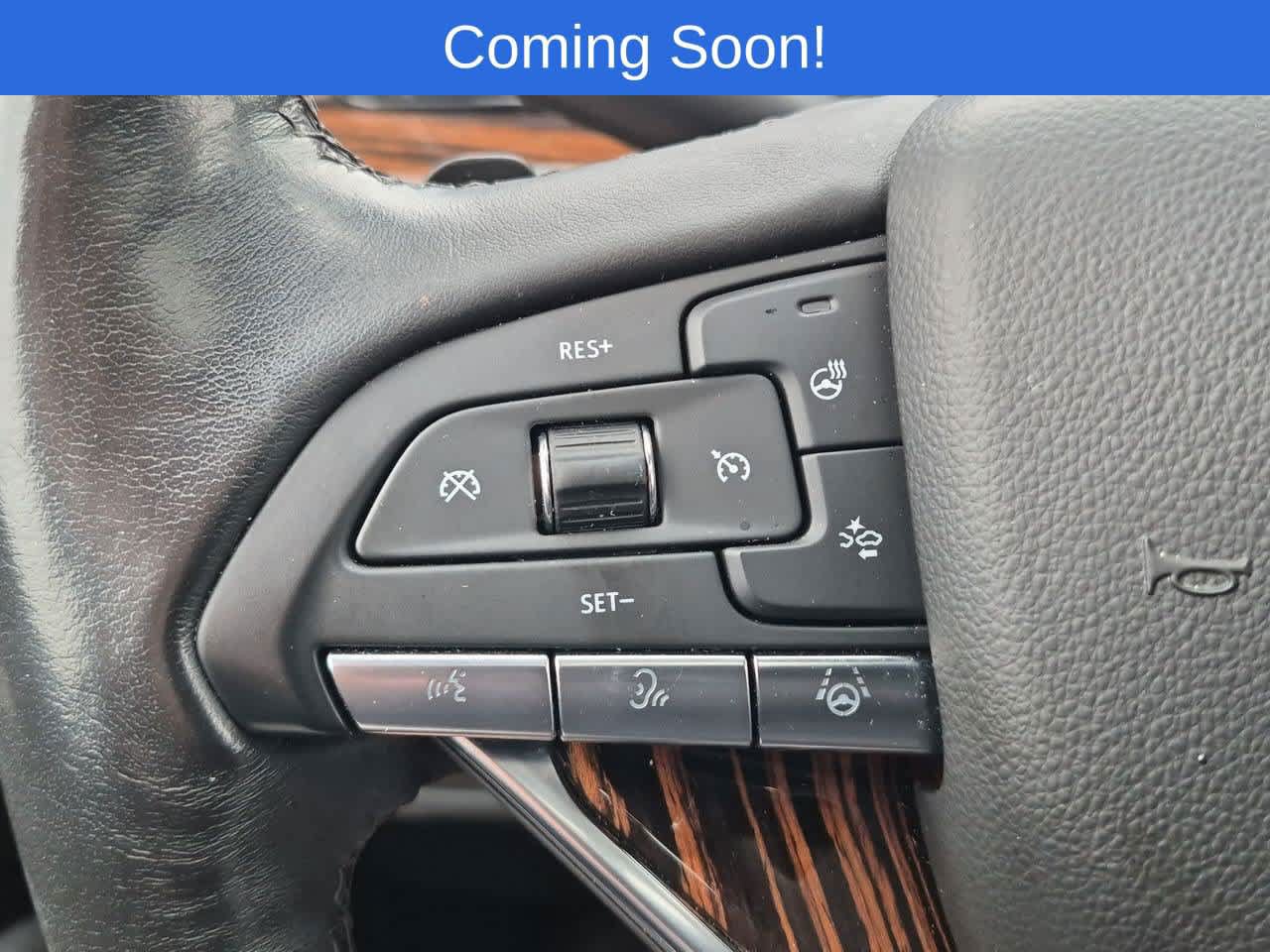 Used 2023 Cadillac Escalade Premium Luxury AWD/4WD image 27