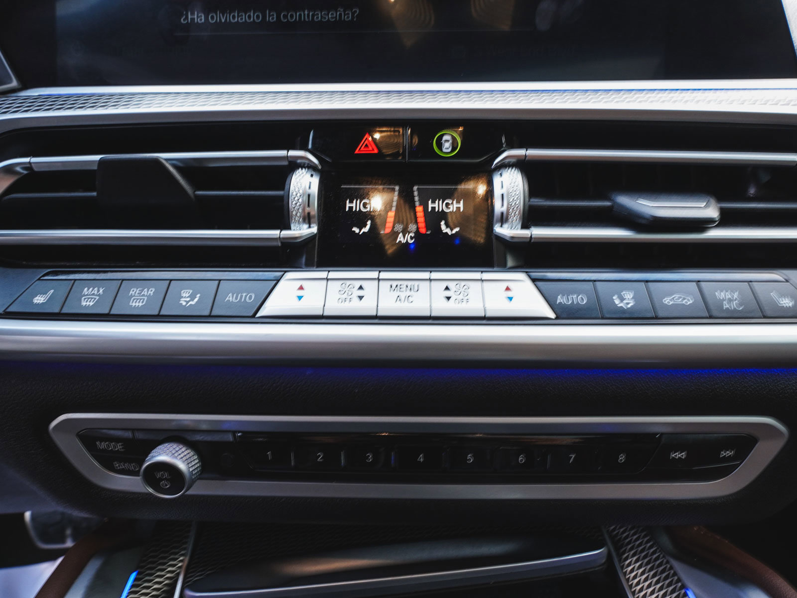 Used 2023 BMW X6 xDrive40i w/ M Sport Package image 19