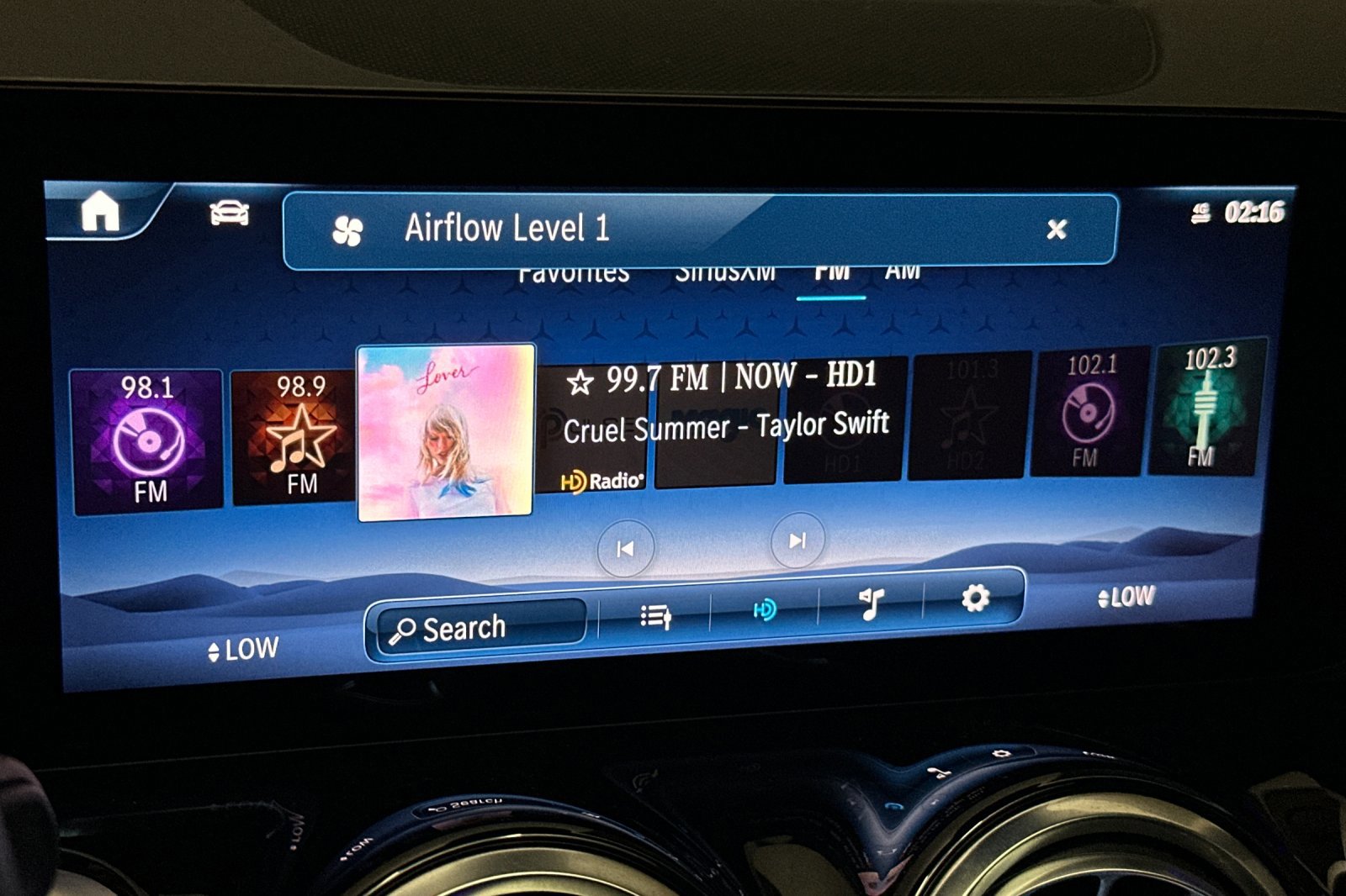 New 2025 Mercedes-Benz GLB 35 AMG 4MATIC image 21