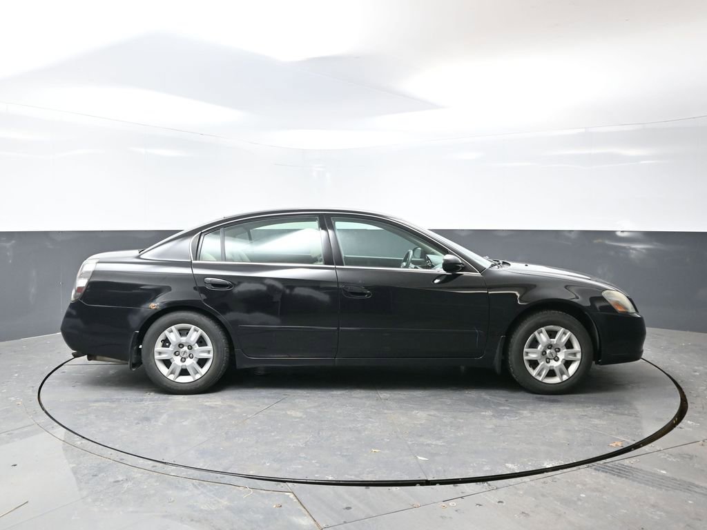 Used 2006 Nissan Altima 2.5 S w/ (P01) Special Edition Pkg image 2