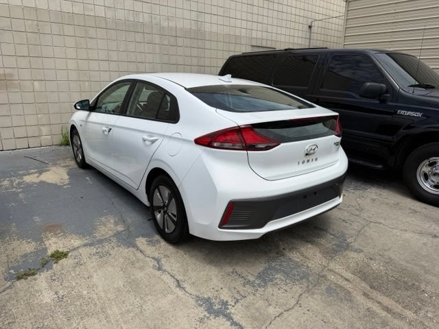 Used 2020 Hyundai Ioniq Blue FWD image 9