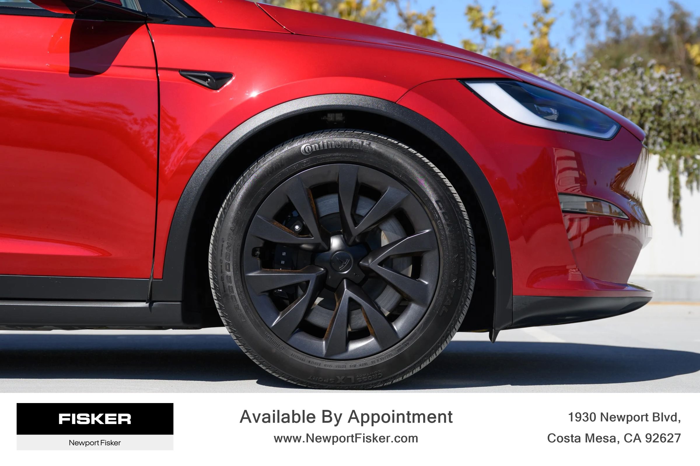 Used 2024 Tesla Model X AWD/4WD image 4