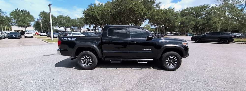 Used 2019 Toyota Tacoma TRD Off-Road AWD/4WD image 35