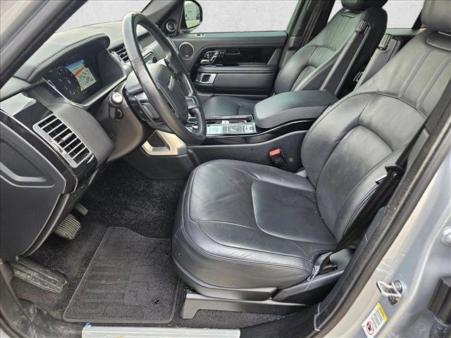 Used 2020 Land Rover Range Rover HSE image 14