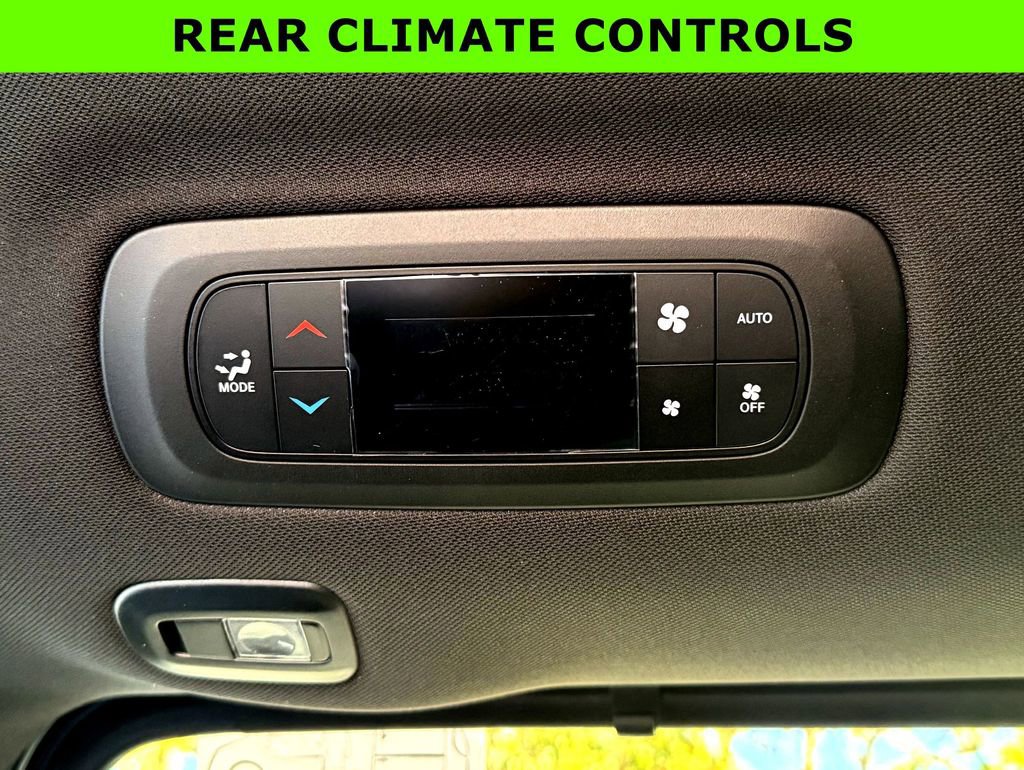 New 2026 Chrysler Pacifica Limited w/ Uconnect Theater Family Group image 42