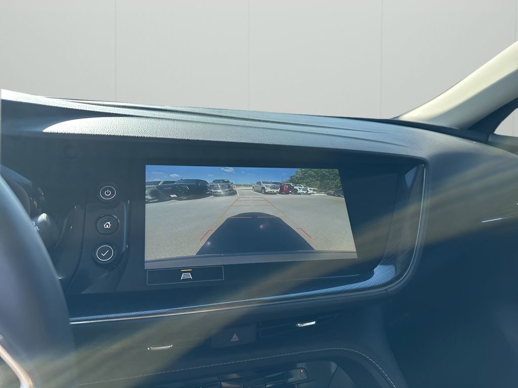 Used 2023 Buick Envision Essence w/ Sport Touring Package image 38