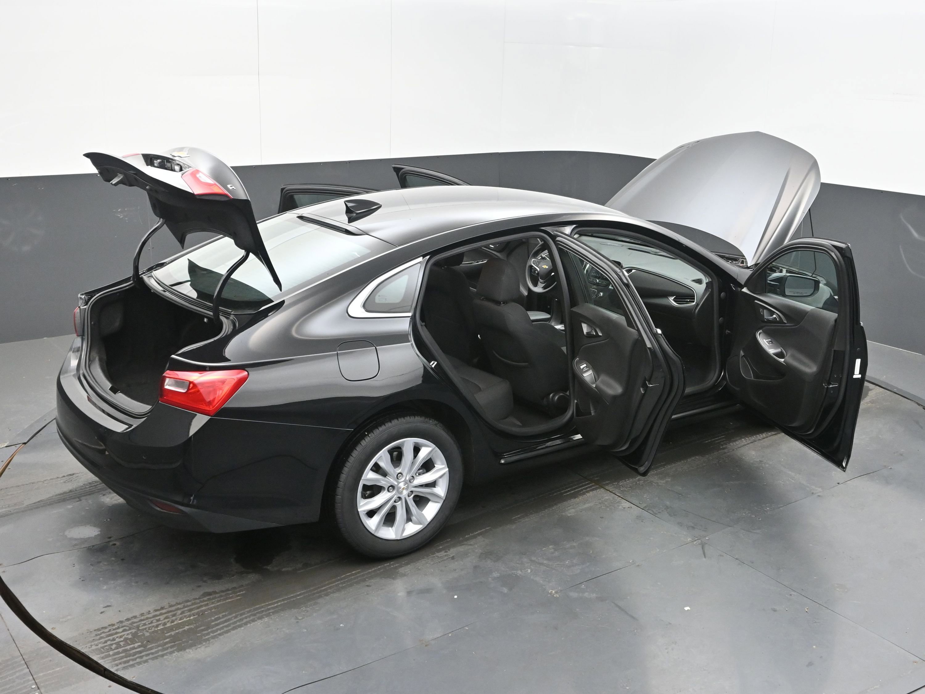 Used 2024 Chevrolet Malibu LT image 45