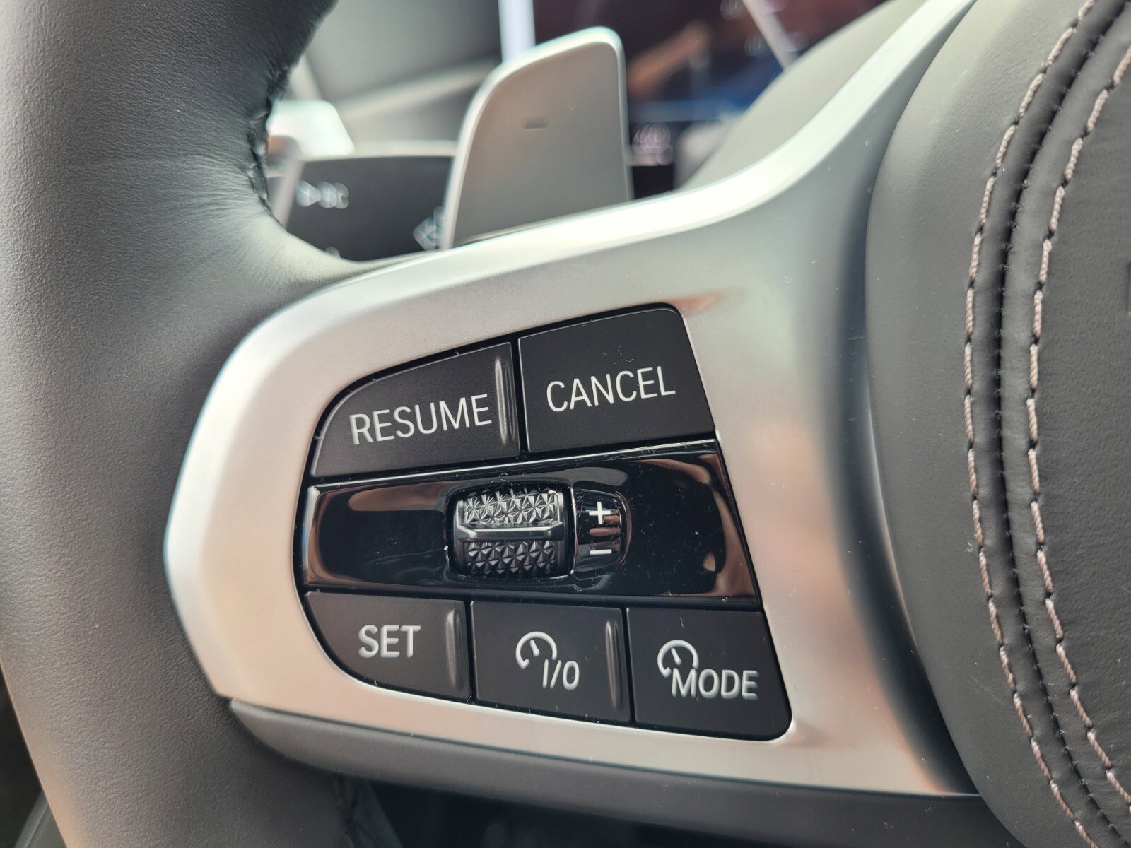 New 2025 BMW X7 xDrive40i w/ M Sport Package image 28