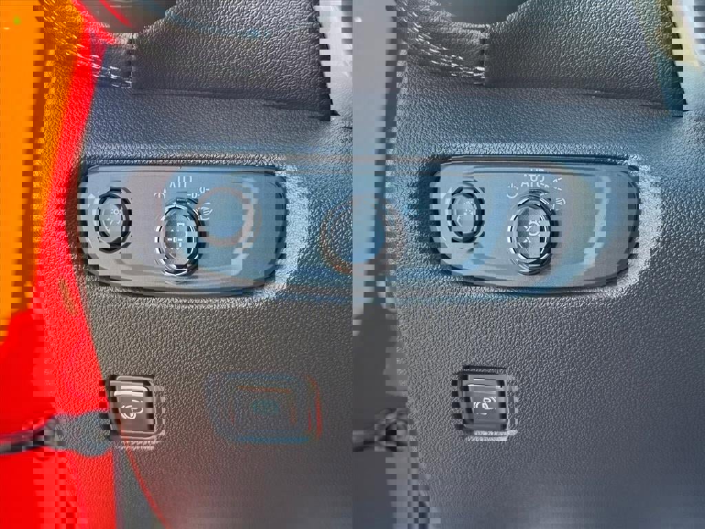 Certified 2023 Chevrolet Blazer LT w/ Driver Confidence Package image 14