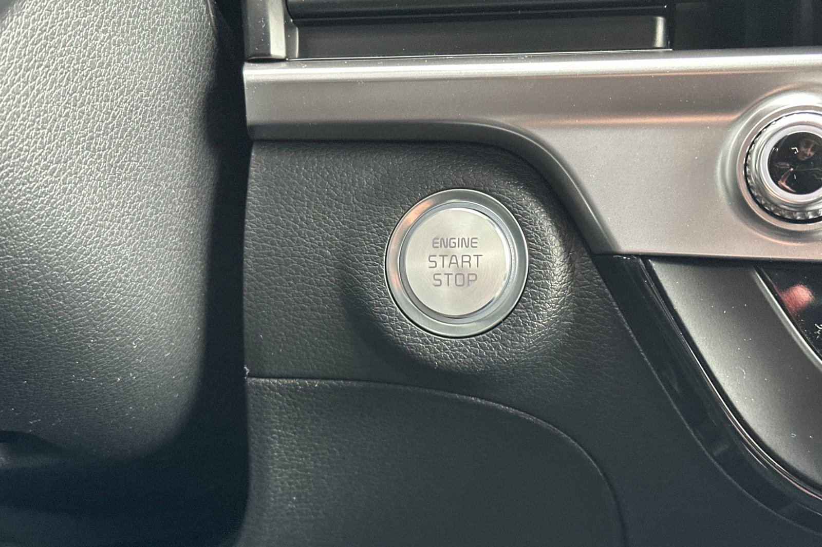 New 2025 Kia Telluride LX image 20