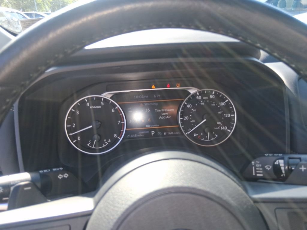 Used 2024 Nissan Rogue SV w/ SV Premium Package image 14