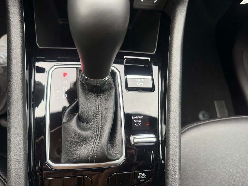 New 2026 Jeep Compass Limited image 25